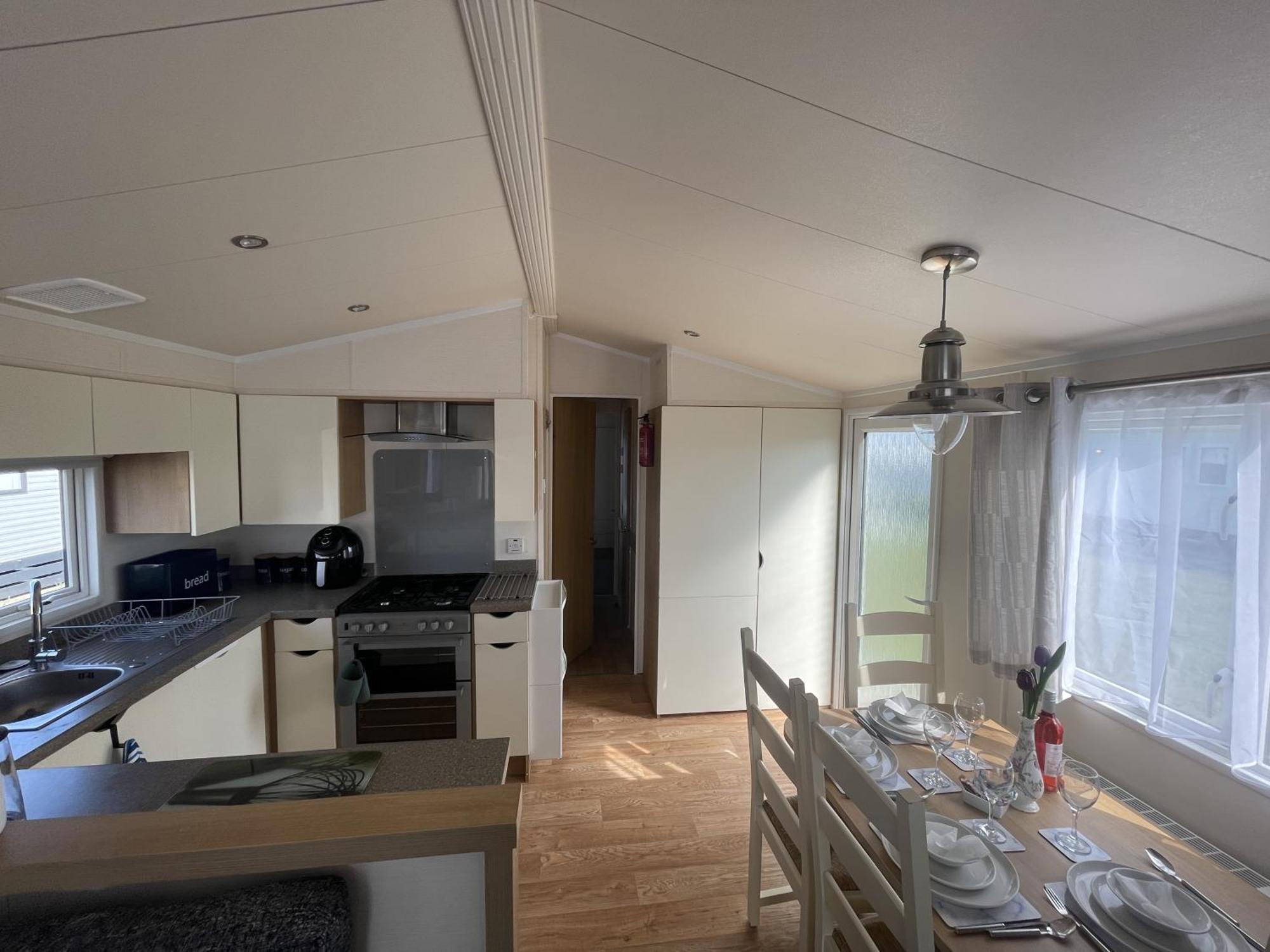 2 Bedroom Caravan, Edi Rita, Robin Hood, Pet Friendly Meliden Bagian luar foto