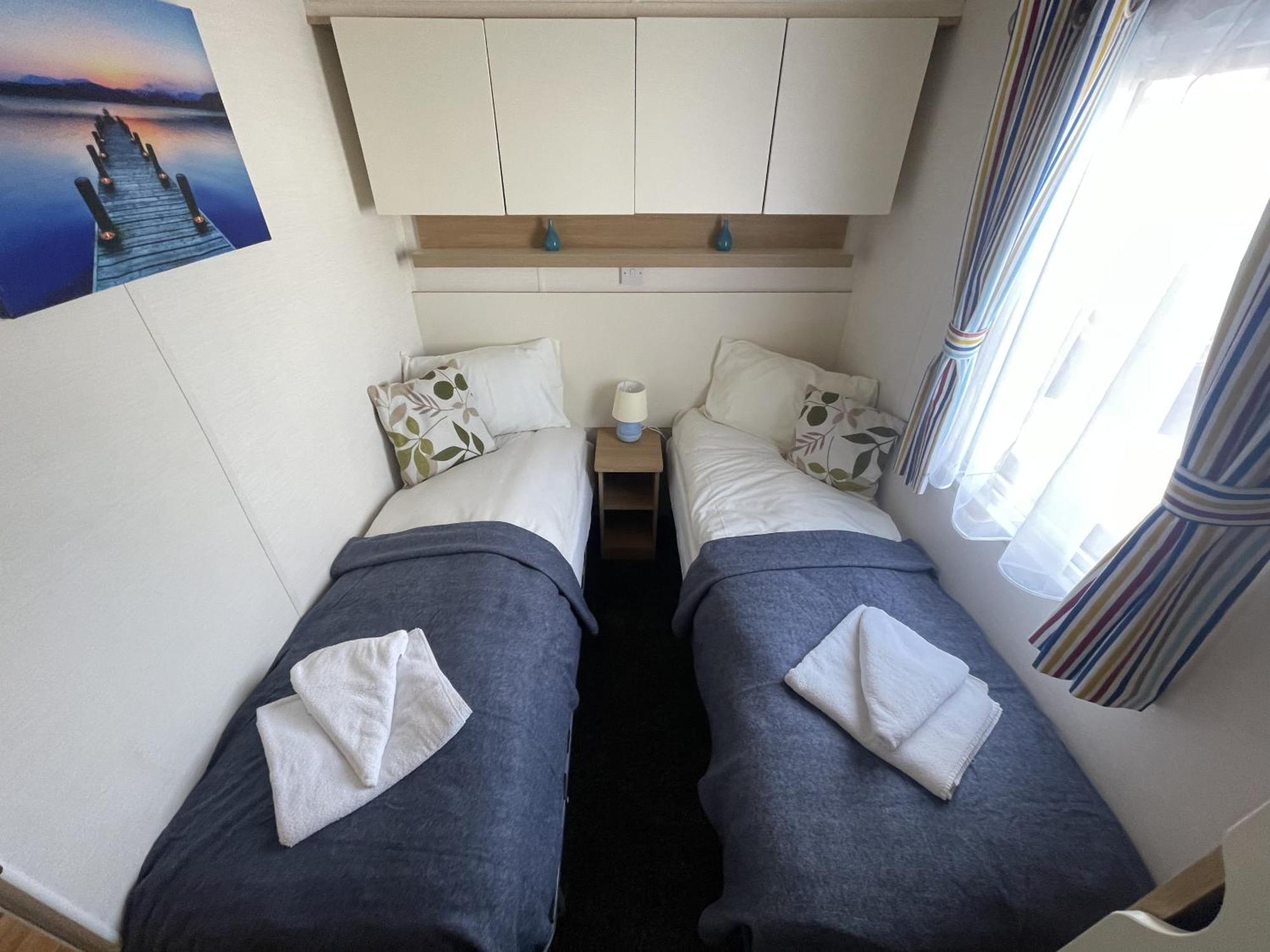 2 Bedroom Caravan, Edi Rita, Robin Hood, Pet Friendly Meliden Bagian luar foto