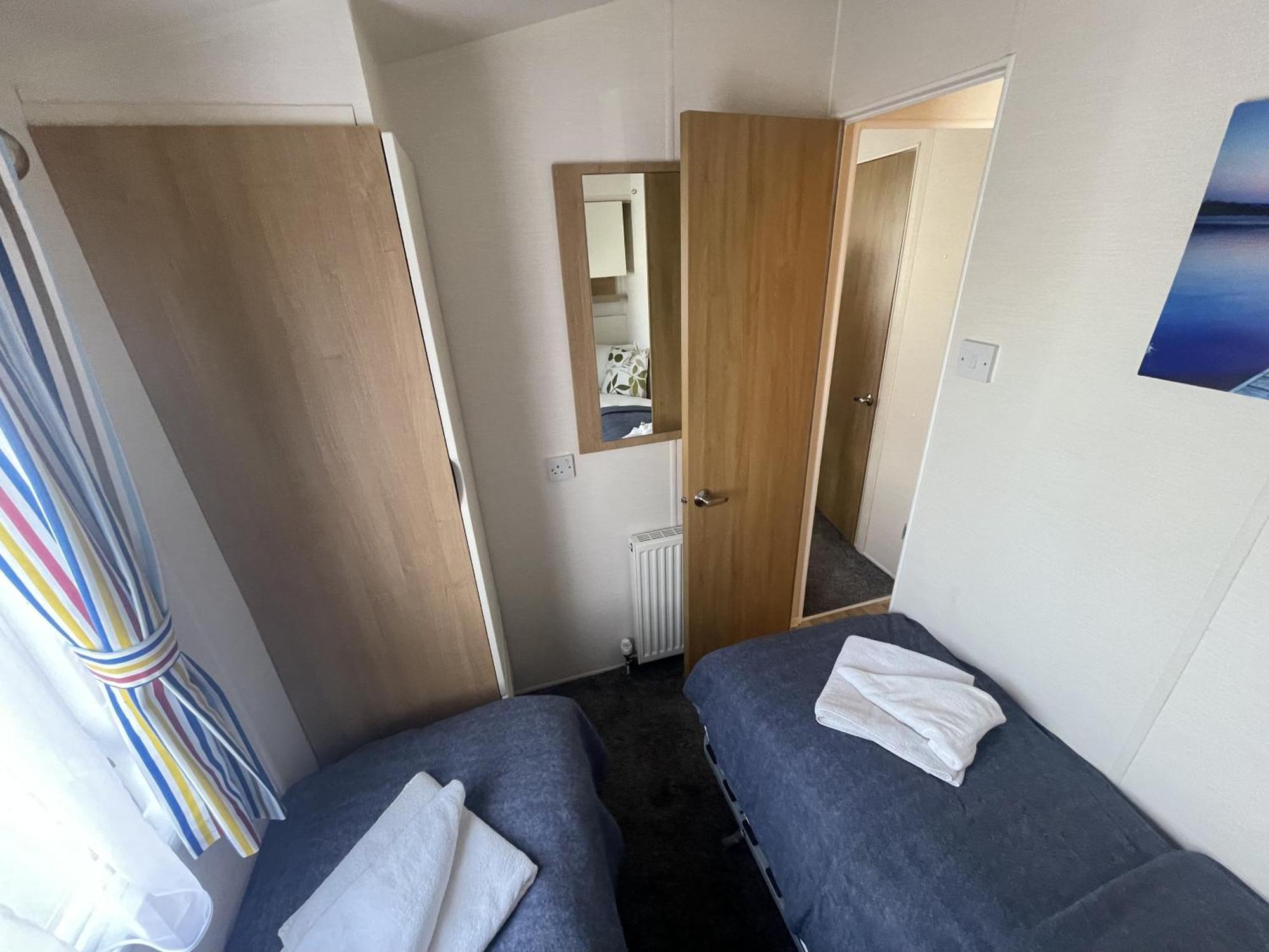 2 Bedroom Caravan, Edi Rita, Robin Hood, Pet Friendly Meliden Bagian luar foto